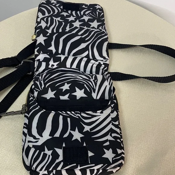 Betseyville x Betsey Johnson Stripe It While It Hot Mini Crossbody Bag - Picture 12 of 13